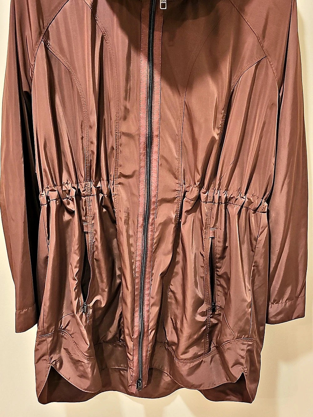 Athleta Featherweight Satin Jacket; Raspberry Color; XL; Excellent Condition - Picture 4 of 8